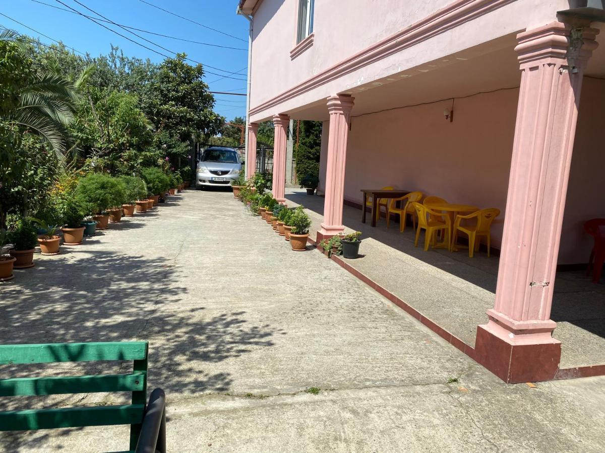 Villa Jakos Paradise Batumi Luaran gambar