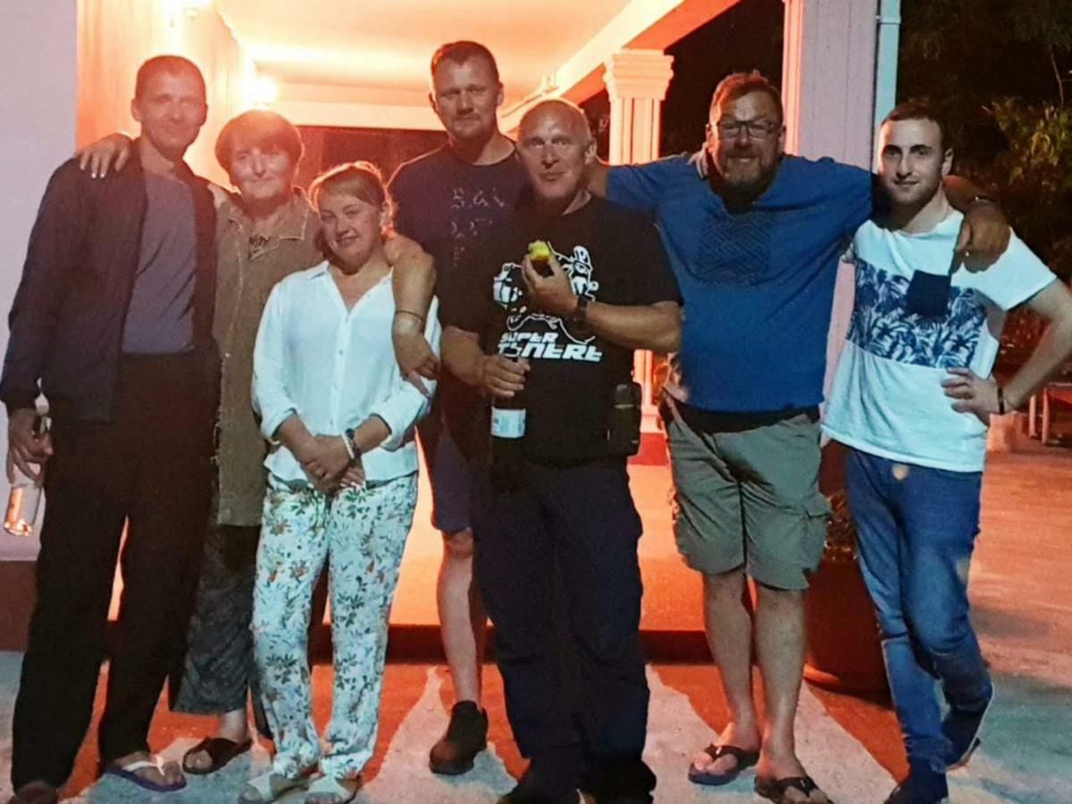 Villa Jakos Paradise Batumi Luaran gambar
